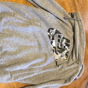 Nike pullover